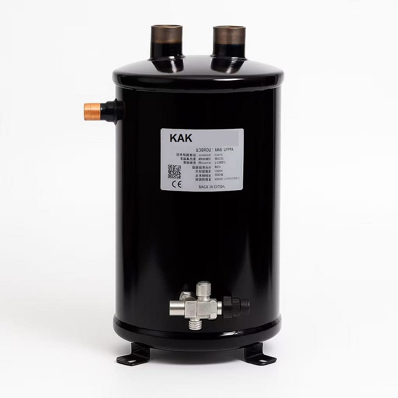 Three-in-One liquid receivers heat exchangers with suction accumulators for refrigeration systems